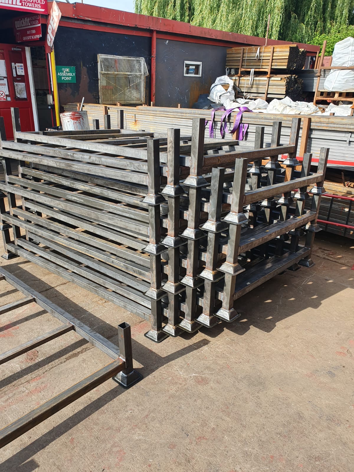Heavy Duty Stackable Steel Stillage 1220mm Ext wide, 920mm Ext long, 1100mm high OA - Image 17