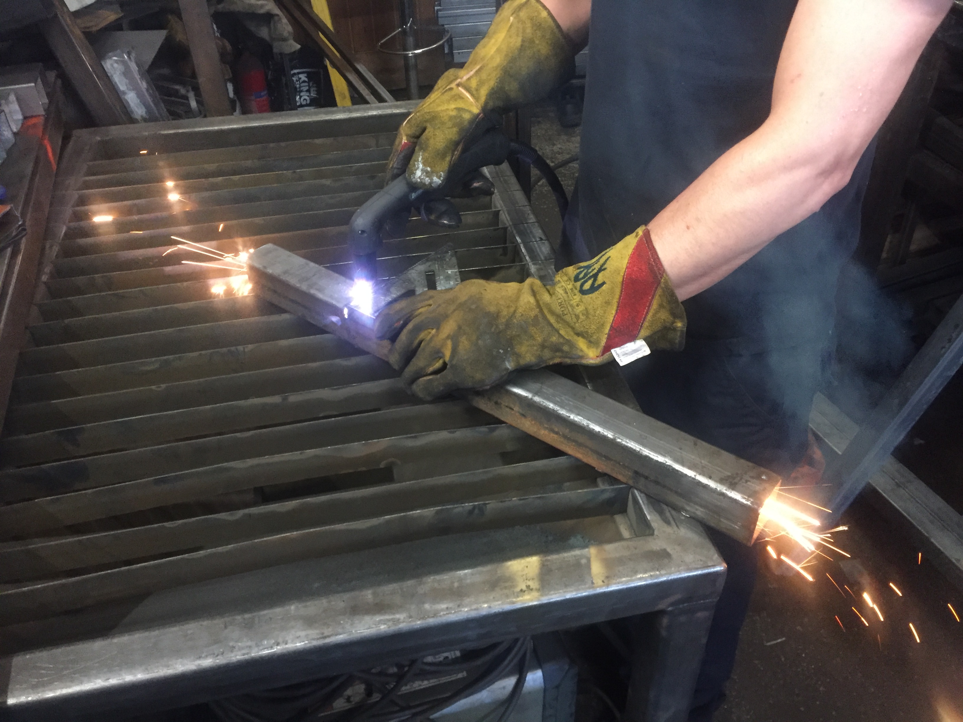 Heavy Duty, Stackable Steel Stillage, 830mm x 830mm - Image 9