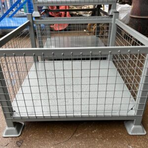 Steel Base Plated Mini Cage 1M x 1M x 680