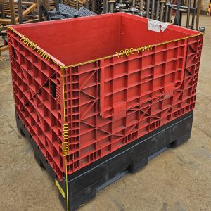 Alternative view of Plastic Storage with inbuild fork guides